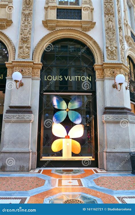 recensioni di louis vuitton milano galleria|louis vuitton italian website.